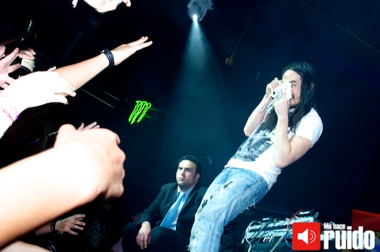 steve-aoki-7