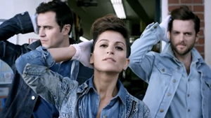 Video: Dragonette /// Live In This City