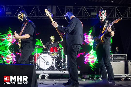 los straitjackets wild o fest