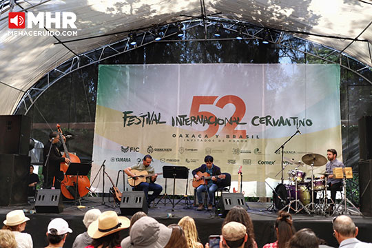 gato negro jazz cervantino