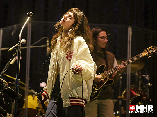 clairo corona capital